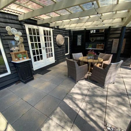 B&B De Tuinfluiter Nieuwleusen Exterior foto